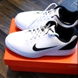 Nike golf shoes